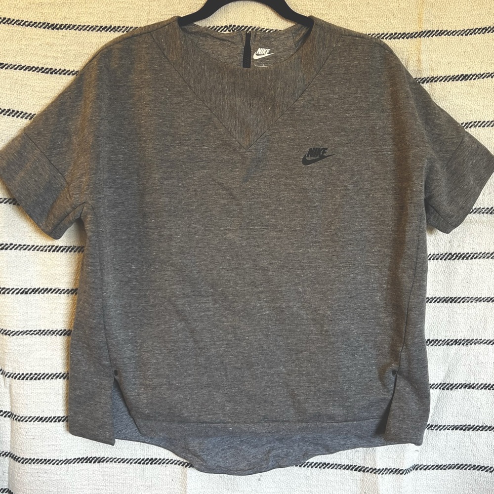 Nike Sweatshirt Tee NWOT